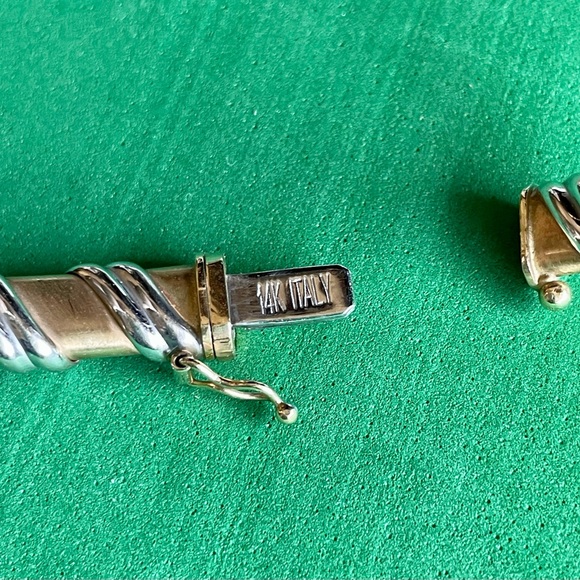 14k Two Tone real Gold flexible classy bangle Bracelet - Picture 8 of 10